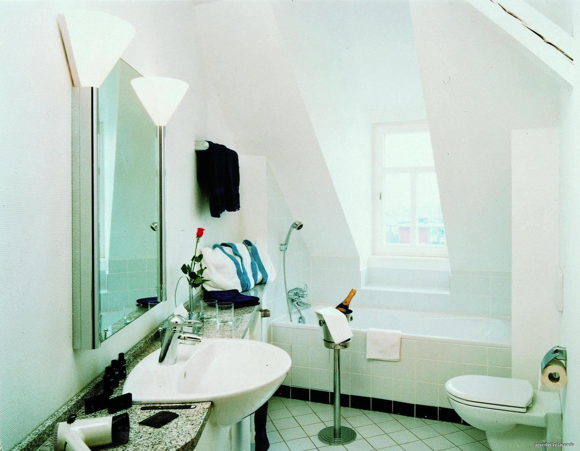 Western Kurfuerst Wilhelm I. 4* Kassel